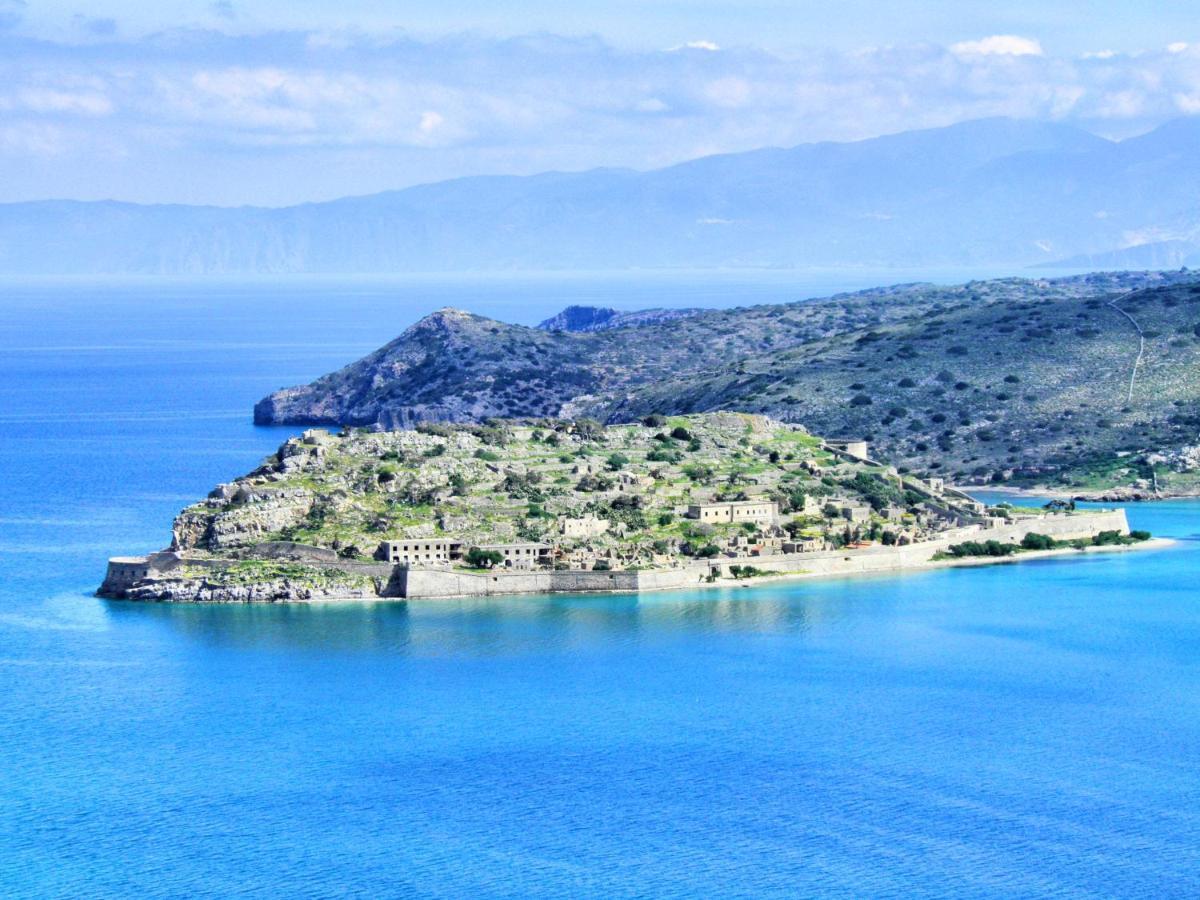 Hotel Krini 3*